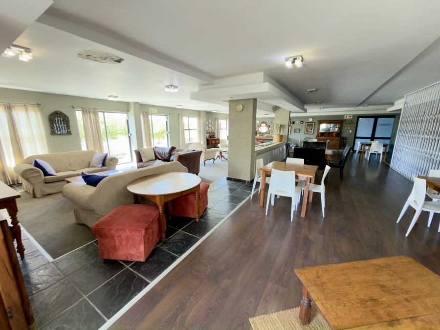 1 Bedroom Property for Sale in Royal Ascot Western Cape